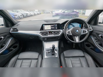 Used BMW 3 Series 2020 for sale - 77527070: Photo