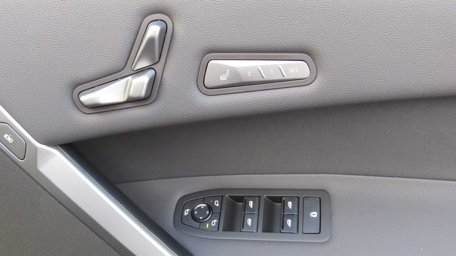 Used BMW iX 2025 for sale - 76564455: Photo 34