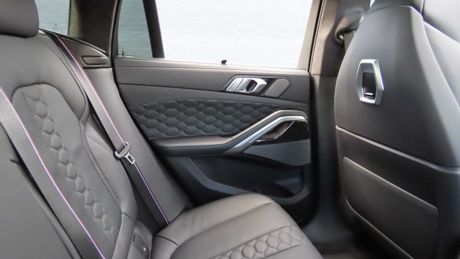 Used BMW x6 M 2025 for sale - 77628097: Photo 30