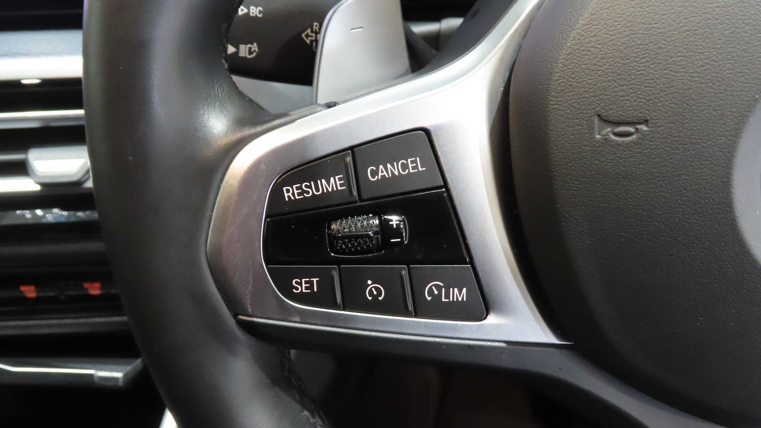 Used BMW 3 Series 2024 for sale - 76624567: Photo 17