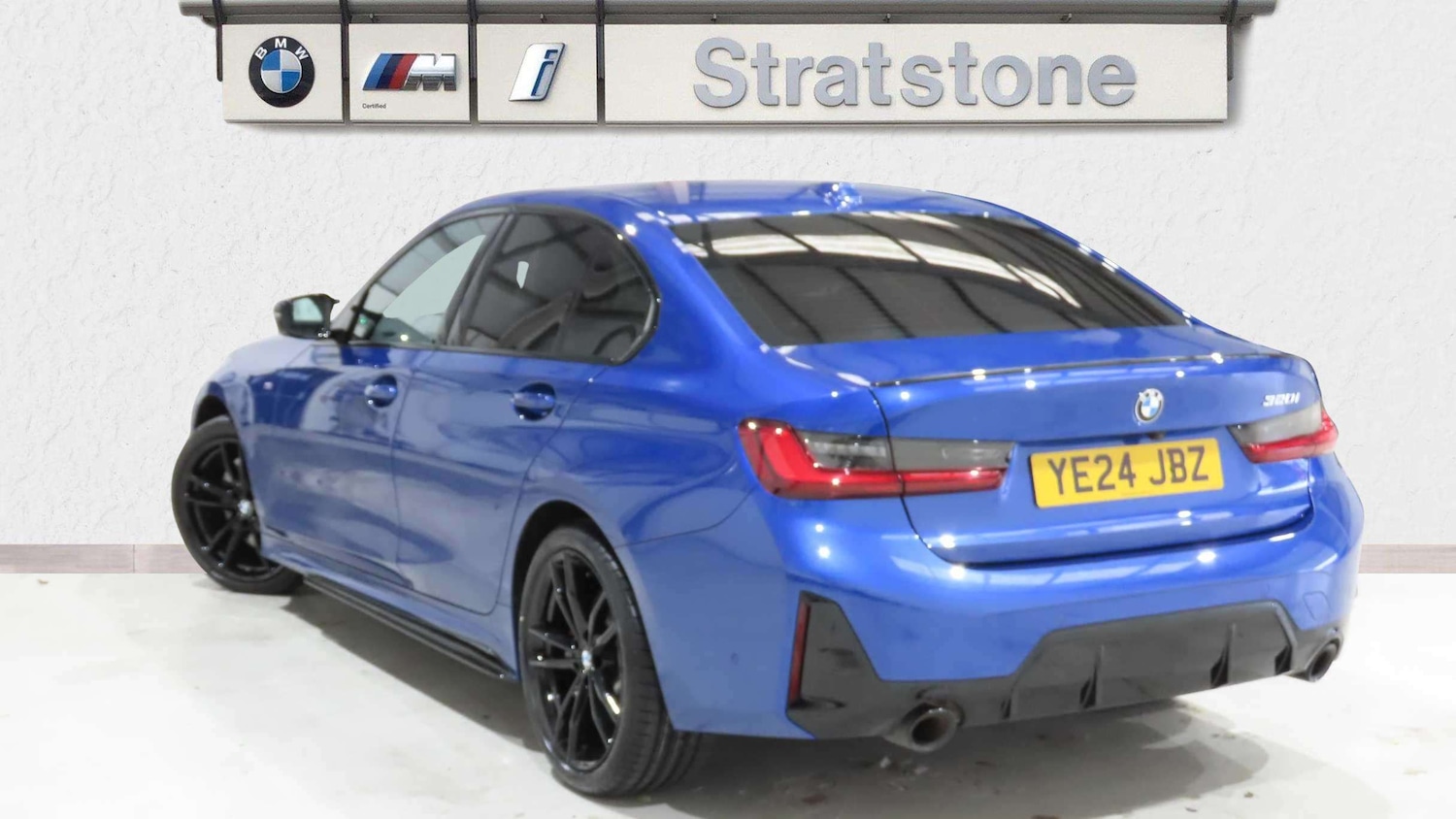 Used BMW 3 Series 2024 for sale - 76624567: Photo 2