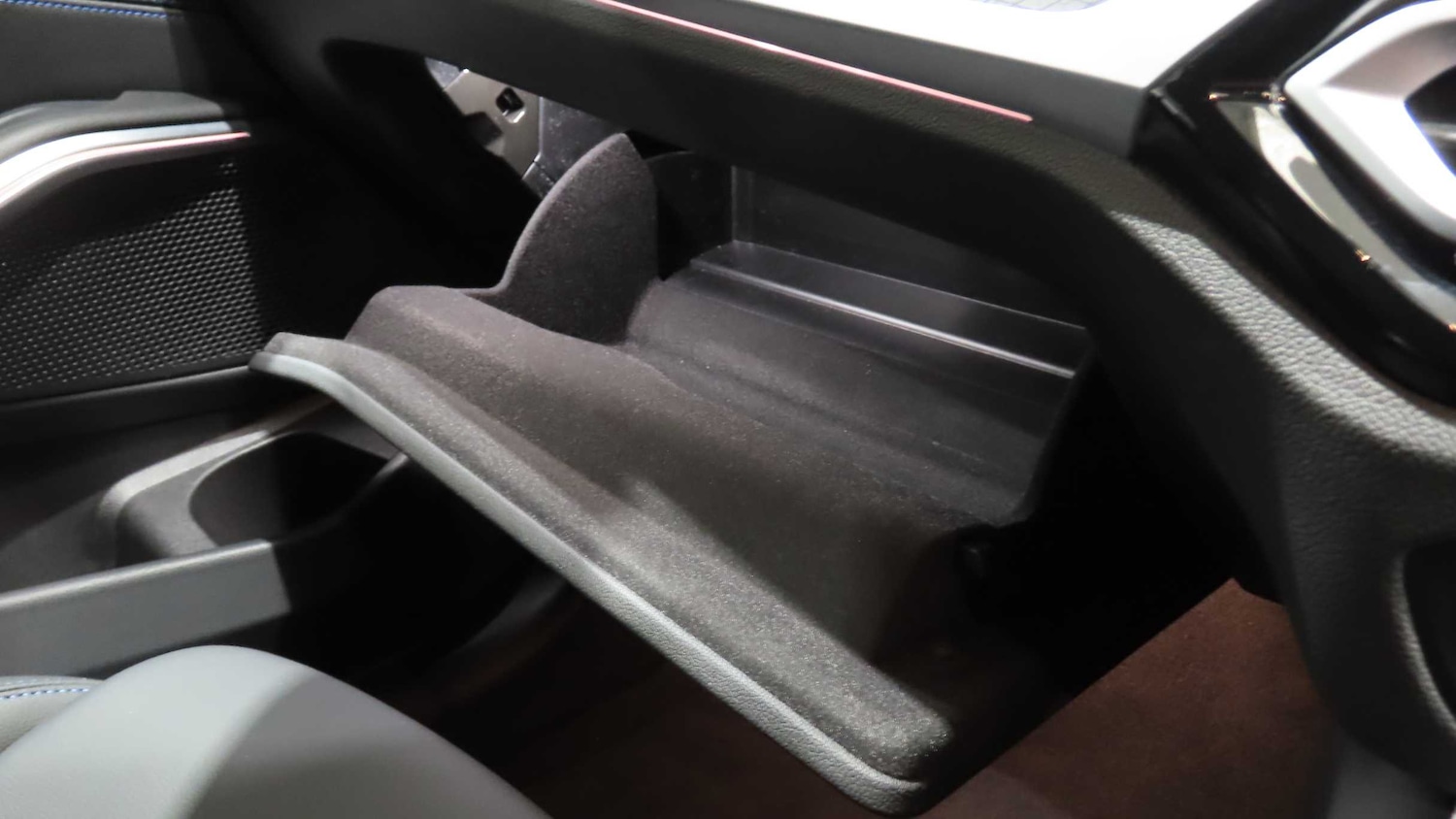 Used BMW 3 Series 2024 for sale - 76624567: Photo 25