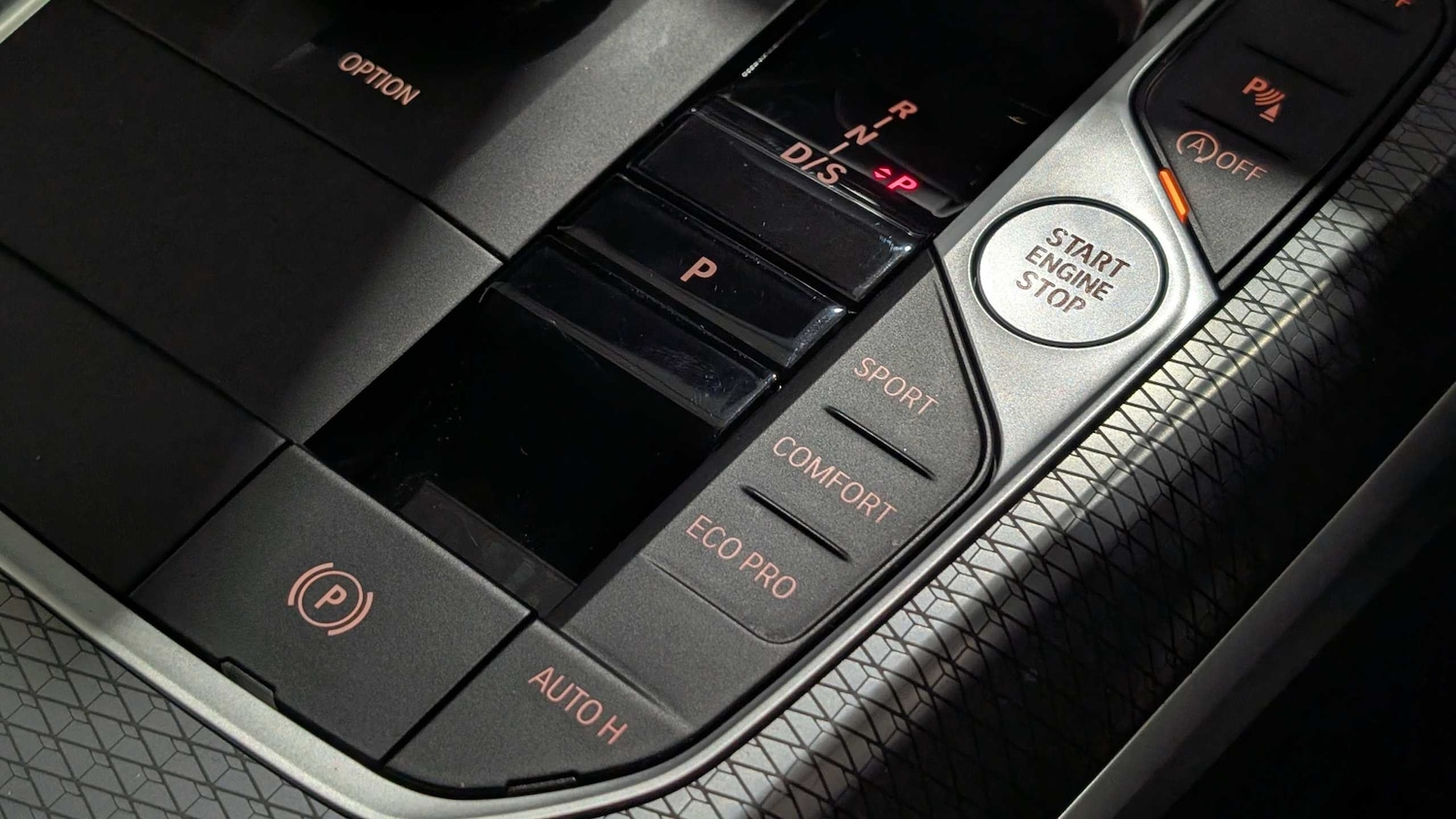 Used BMW 3 Series 2024 for sale - 76624567: Photo 35