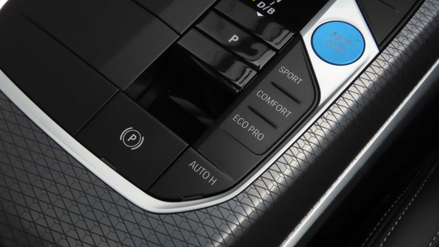 Used BMW i4 2024 for sale - 76113579: Photo 30