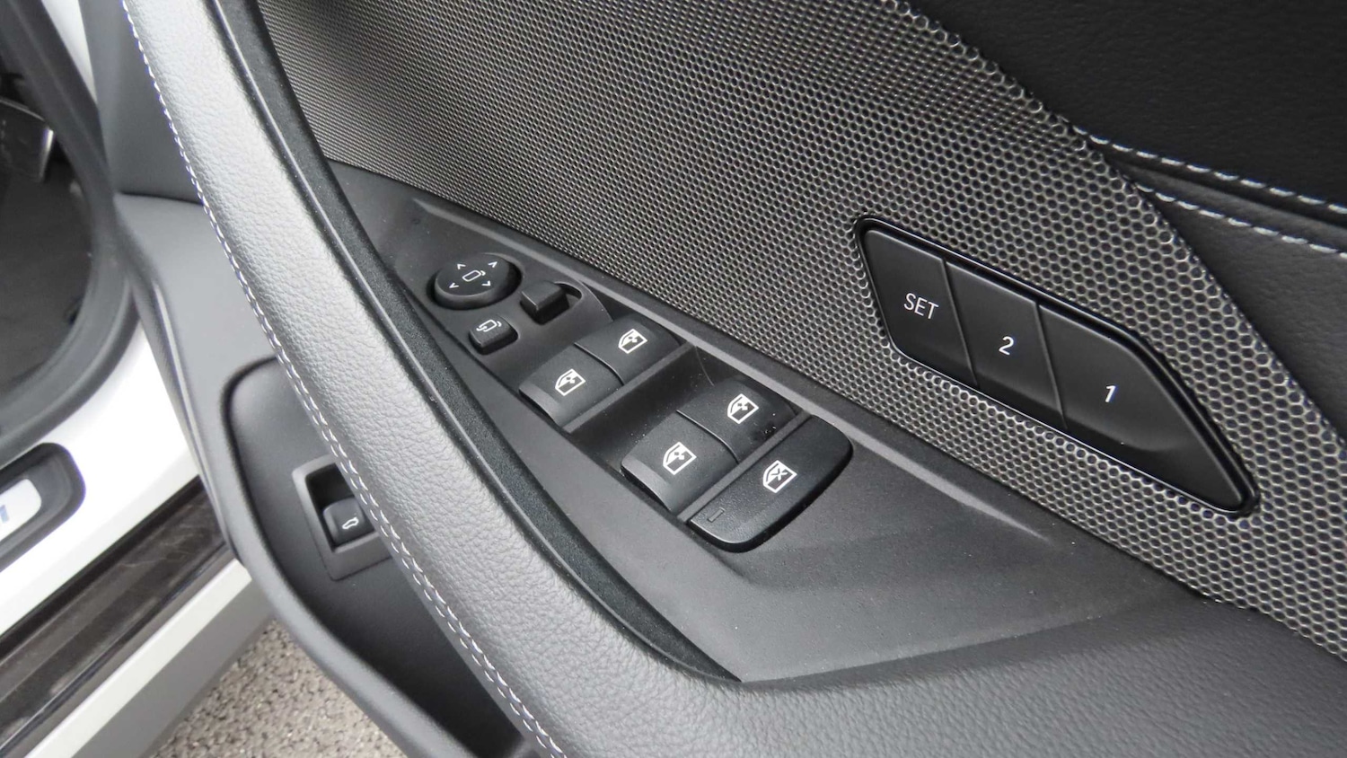 Used BMW i4 2024 for sale - 76113579: Photo 31