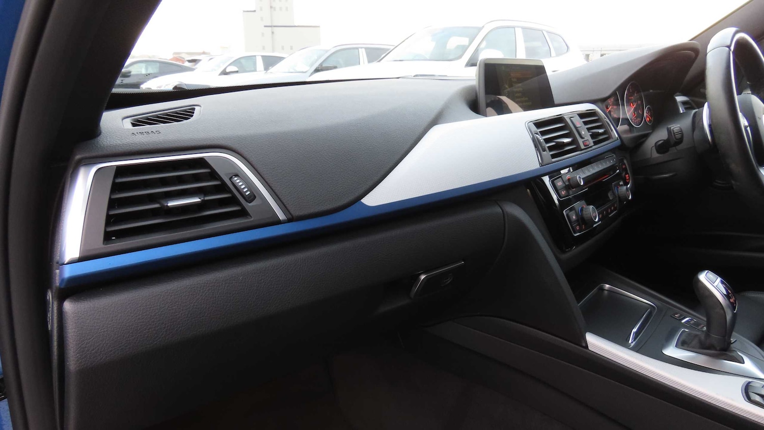 Used BMW 3 Series 2017 for sale - 76916132: Photo 22