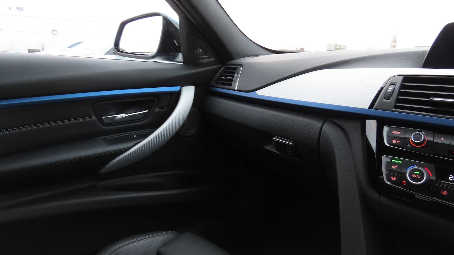 Used BMW 3 Series 2017 for sale - 76916132: Photo 31