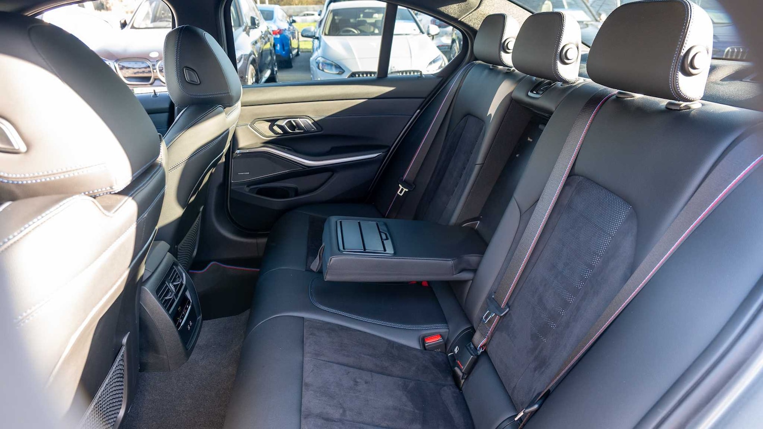 Used BMW 3 Series 2023 for sale - 77772315: Photo 12