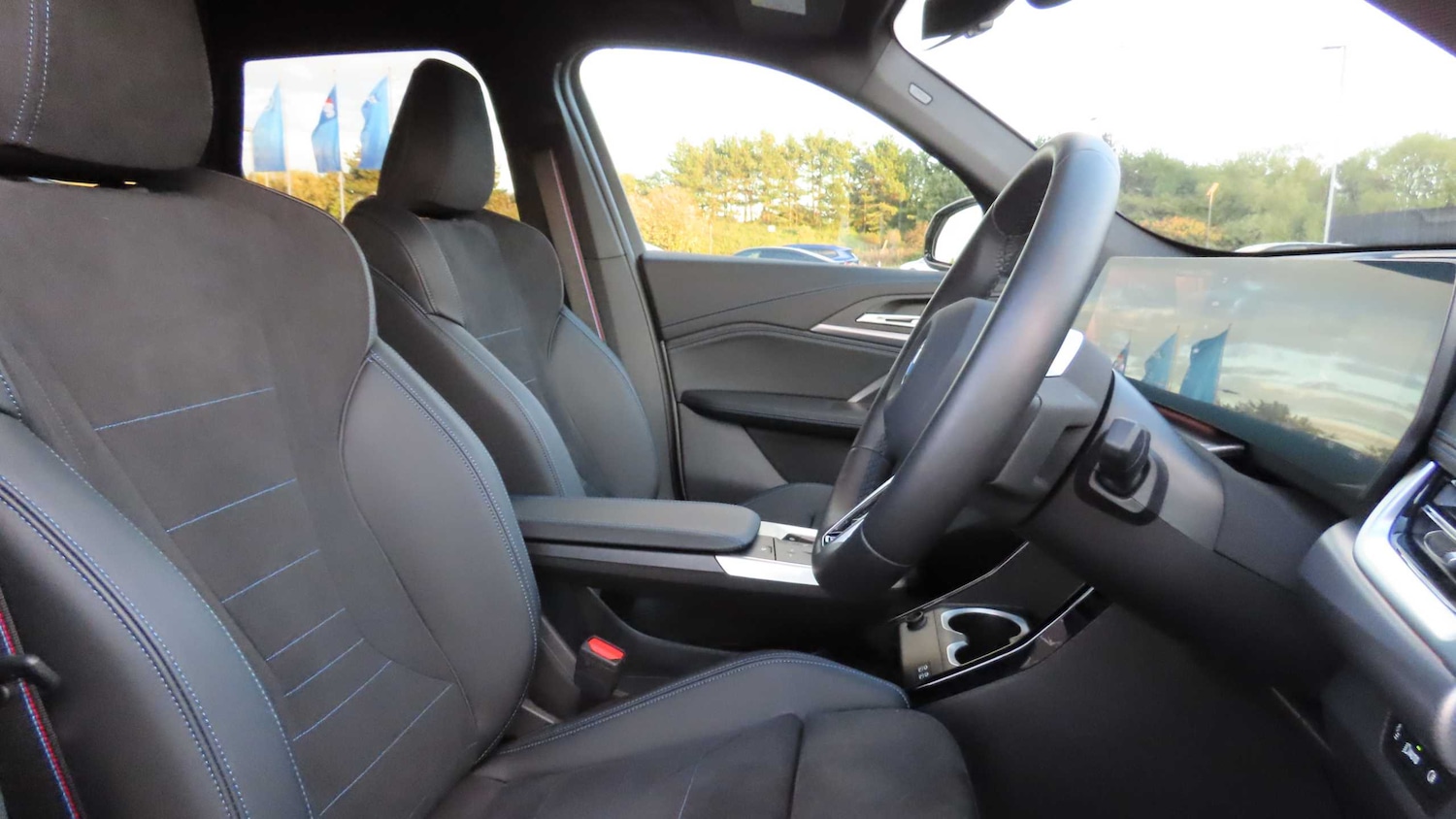 Used BMW iX1 2025 for sale - 77147348: Photo 11