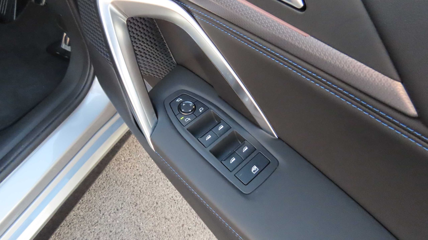 Used BMW iX1 2025 for sale - 77147348: Photo 30