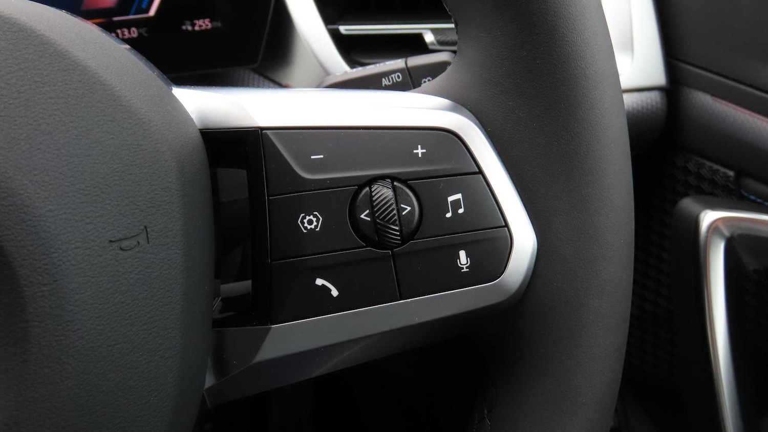 Used BMW iX1 2025 for sale - 76564489: Photo 25