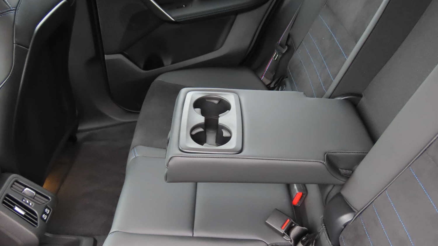 Used BMW iX1 2025 for sale - 76564489: Photo 28