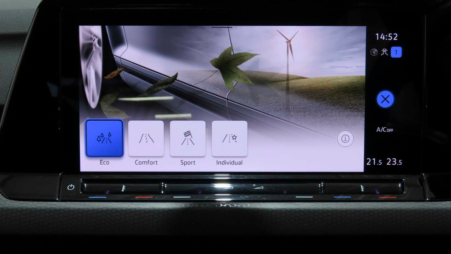 Used Volkswagen Golf 2021 for sale - 77000222: Photo 20