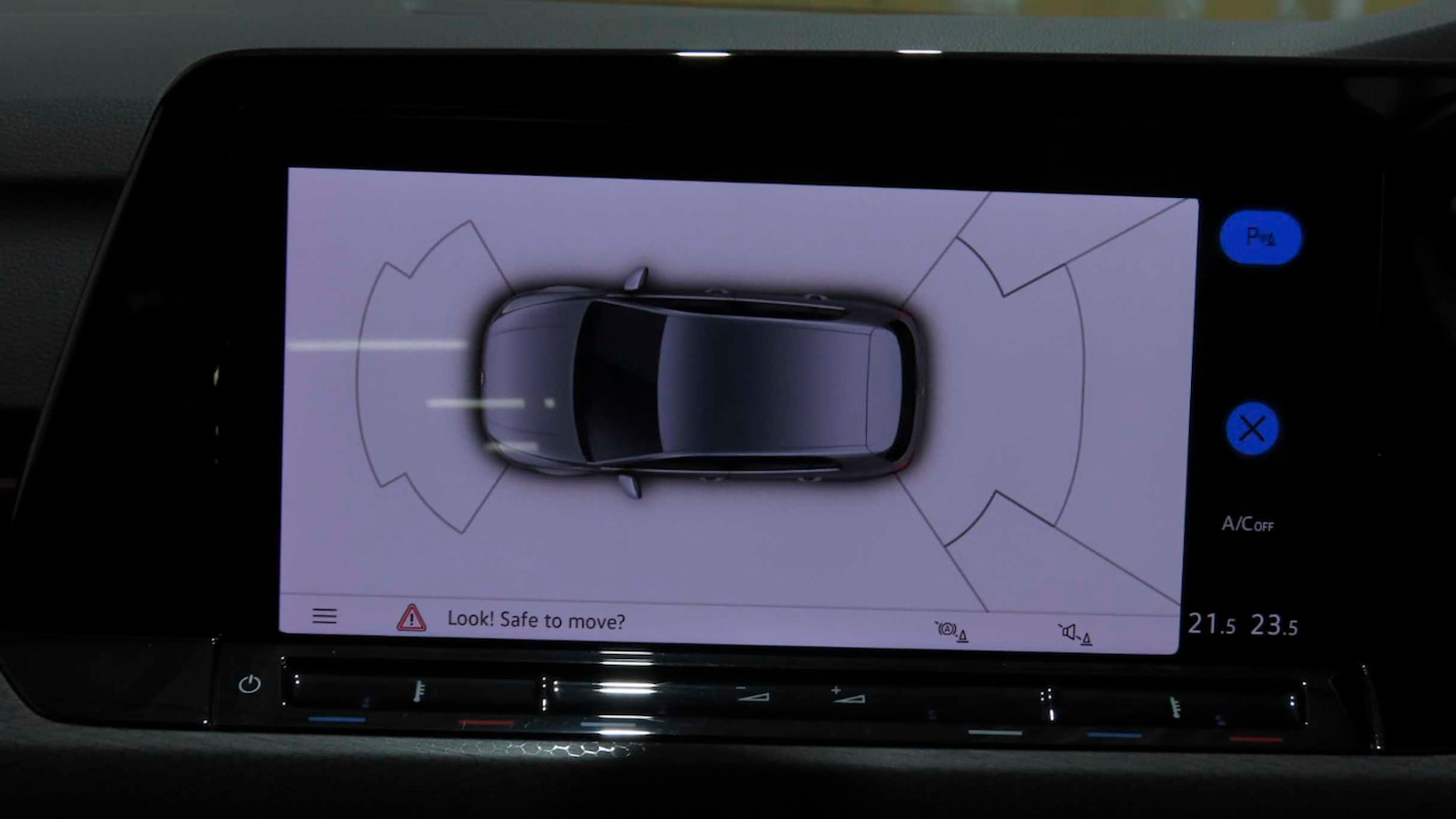 Used Volkswagen Golf 2021 for sale - 77000222: Photo 21