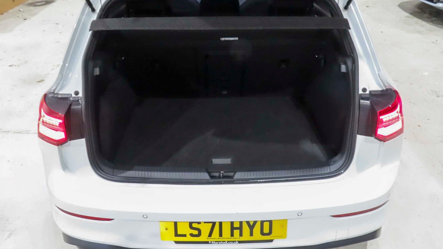 Used Volkswagen Golf 2021 for sale - 77000222: Photo 24