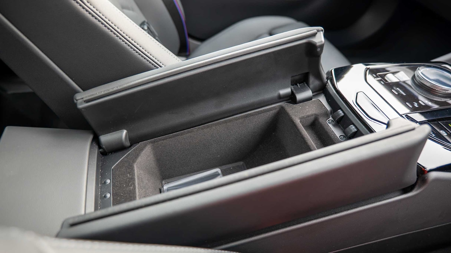 Used BMW 5 Series 2024 for sale - 76967787: Photo 21