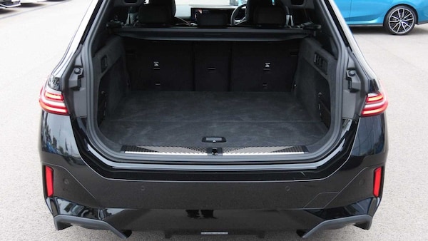 Used BMW 5 Series 2025 for sale - 75555371: Photo 13