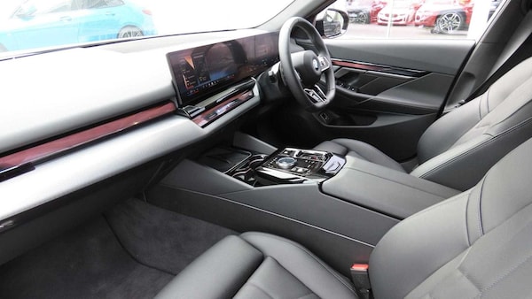 Used BMW 5 Series 2025 for sale - 75555371: Photo 7