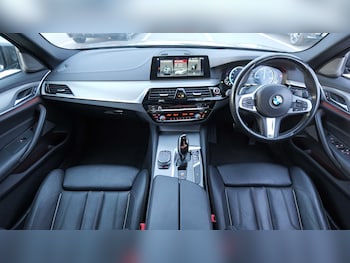 Used BMW 5 Series 2017 for sale - 79306537: Photo