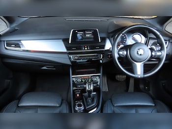 Used BMW 2 Series 2018 for sale - 75931120: Photo