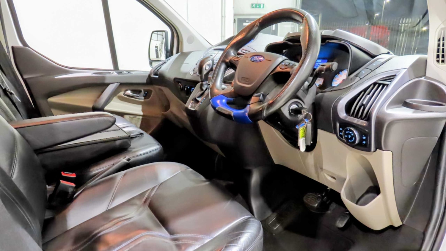 Used Ford Transit Custom 2017 for sale - 76827625: Photo 28