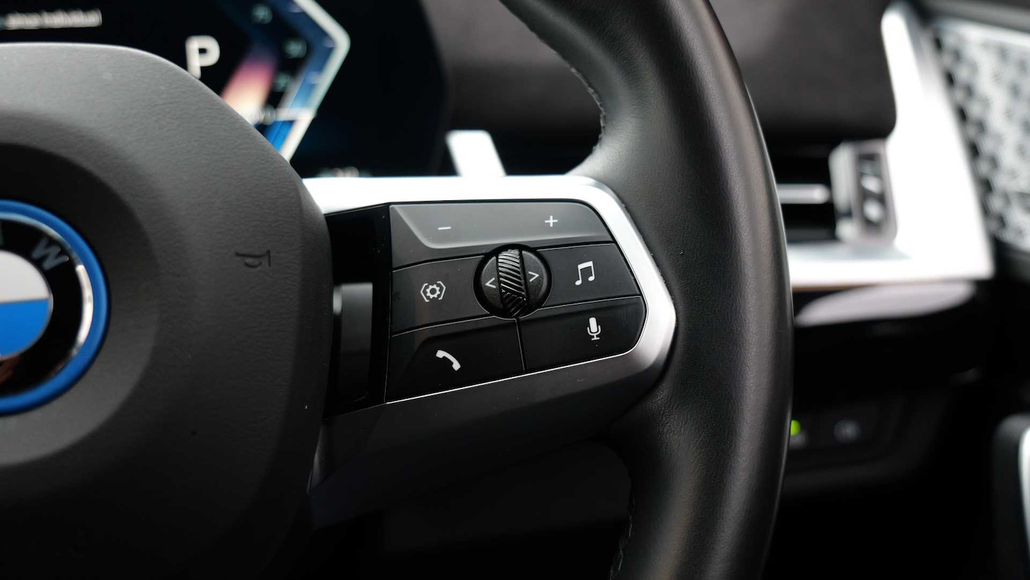 Used BMW iX2 2024 for sale - 77686563: Photo 33