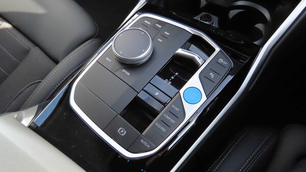 Used BMW i4 2024 for sale - 75218774: Photo 10