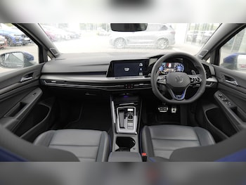 Used Volkswagen Golf 2024 for sale - 78787250: Photo