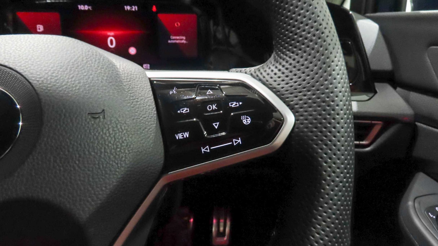 Used Volkswagen Golf 2021 for sale - 76842925: Photo 31