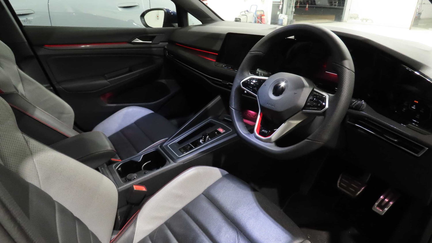 Used Volkswagen Golf 2021 for sale - 76842925: Photo 6