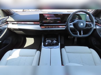 Used BMW i5 2025 for sale - 75218748: Photo