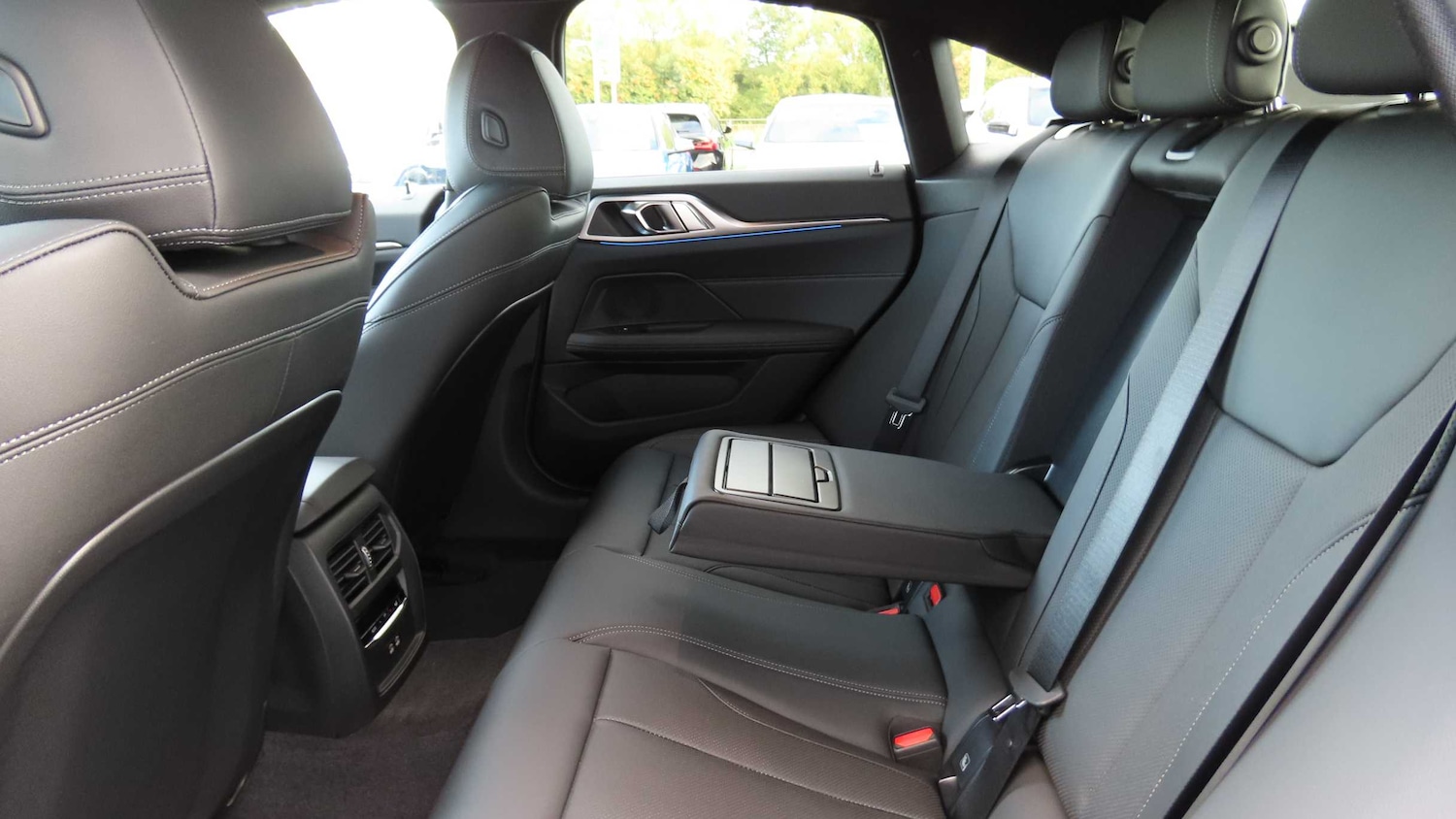 Used BMW i4 2025 for sale - 76564483: Photo 12