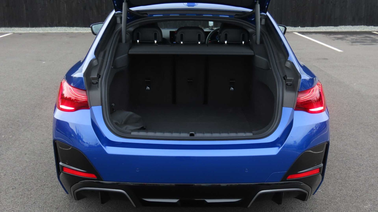 Used BMW i4 2025 for sale - 76564483: Photo 13