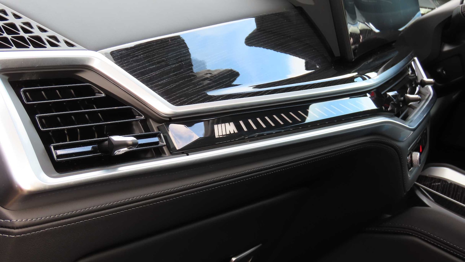 Used BMW x6 M 2025 for sale - 76842869: Photo 35