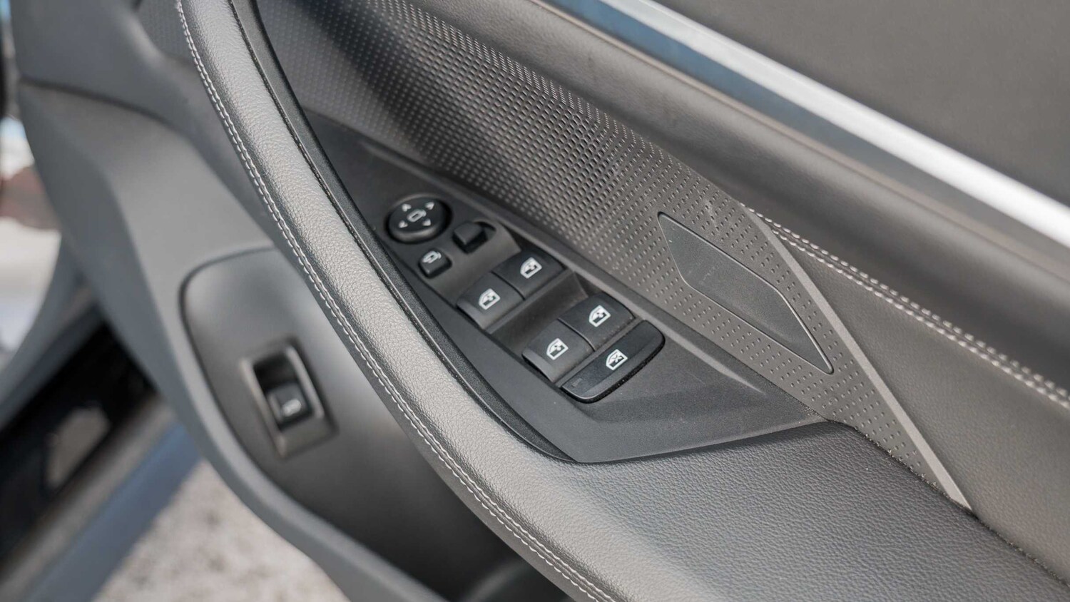 Used BMW 4 Series 2023 for sale - 77913595: Photo 35