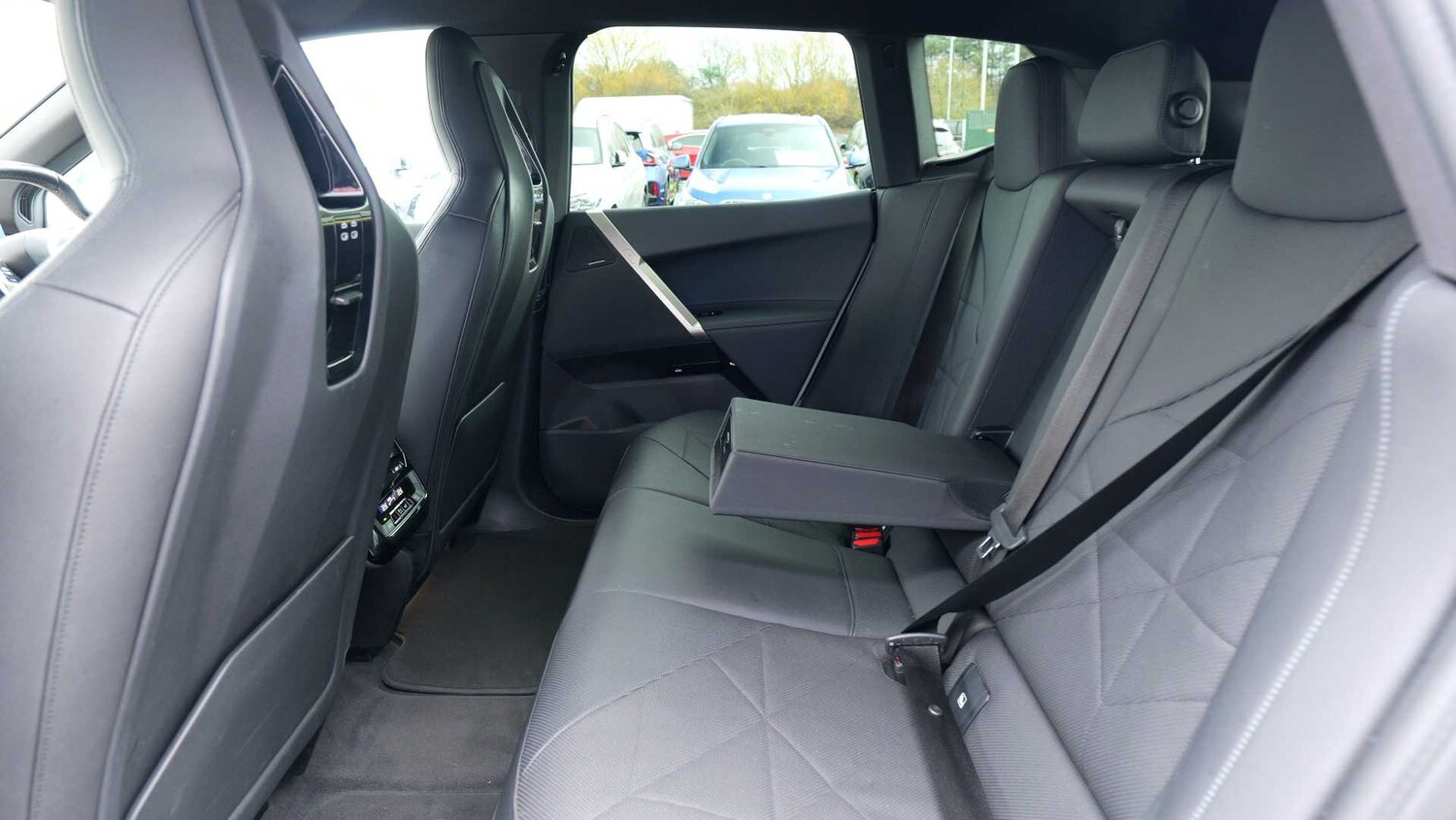 Used BMW iX 2022 for sale - 77686412: Photo 11