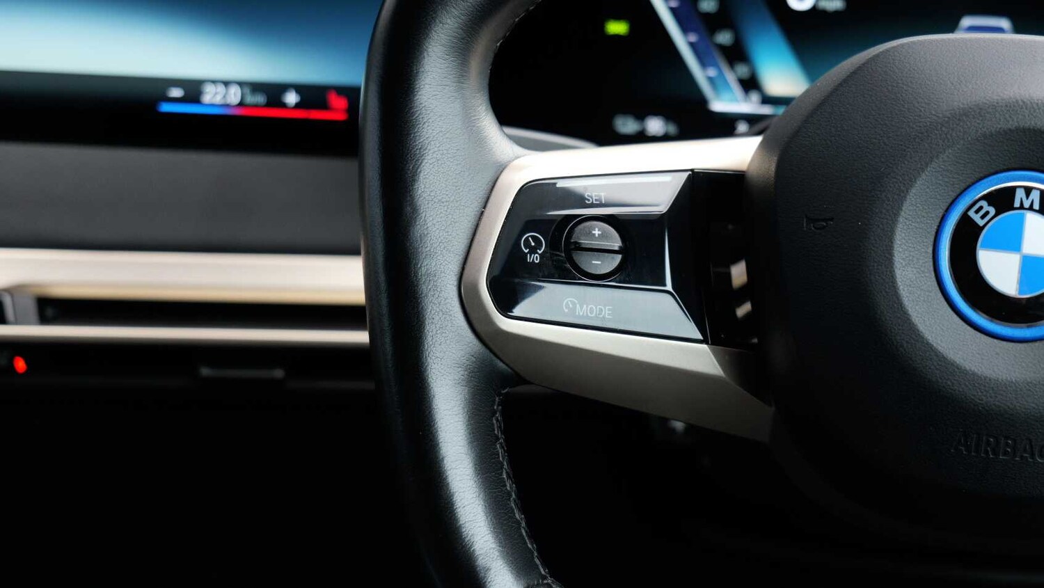 Used BMW iX 2022 for sale - 77686412: Photo 27