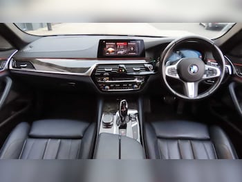 Used BMW 5 Series 2018 for sale - 75217652: Photo