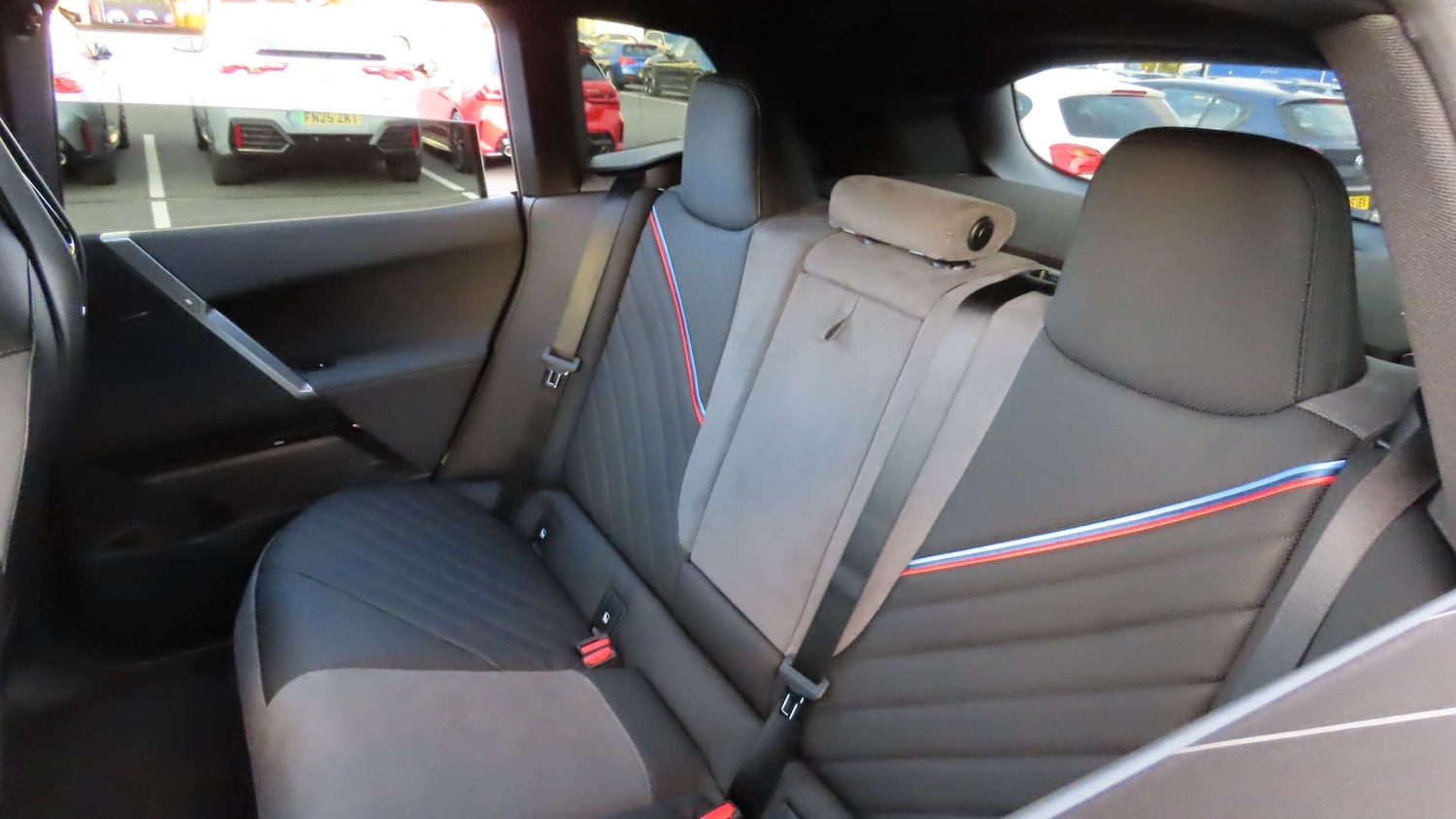 Used BMW iX 2025 for sale - 76564516: Photo 12