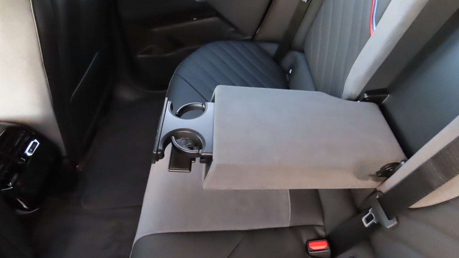 Used BMW iX 2025 for sale - 76564516: Photo 25