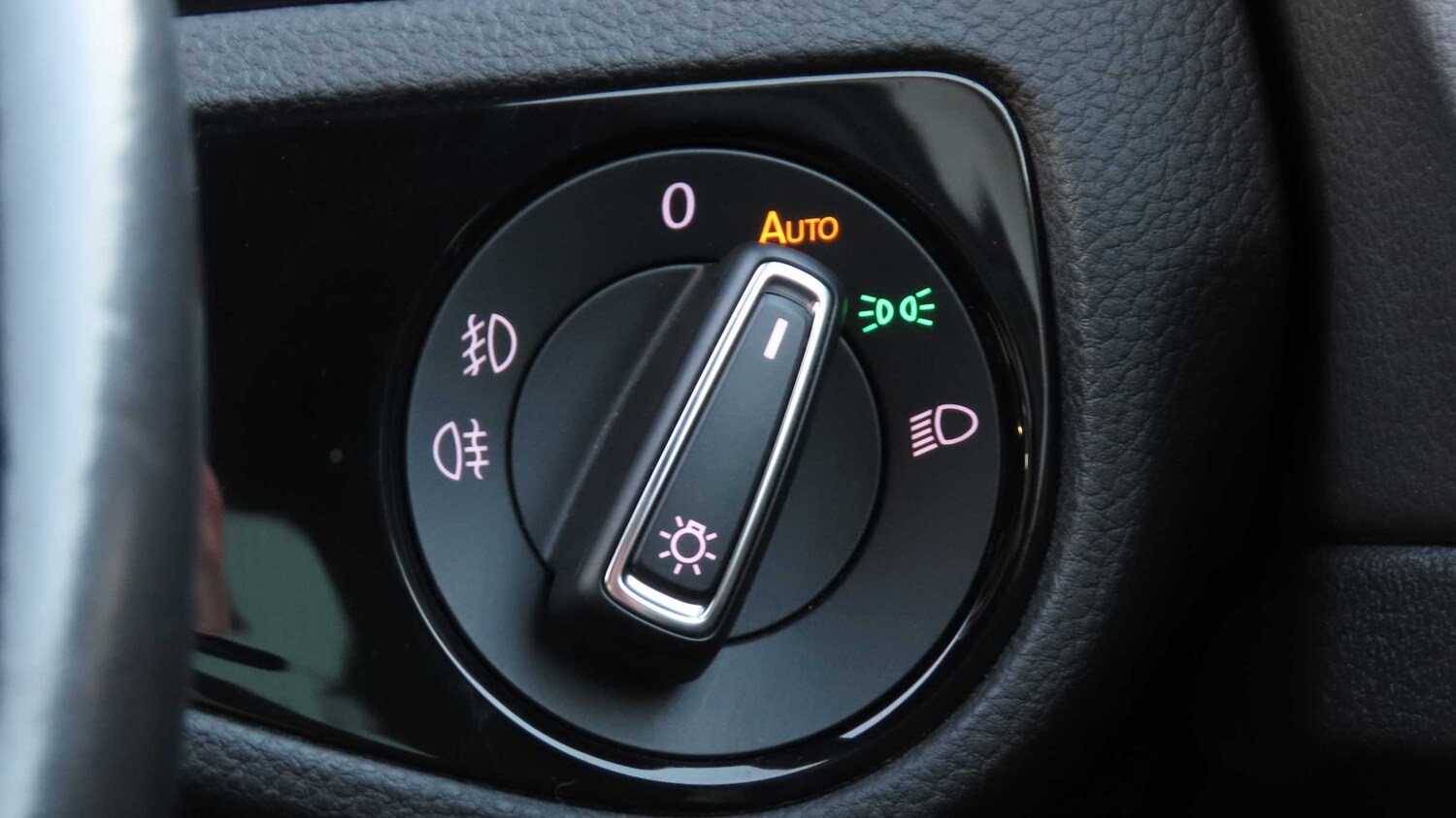 Used Volkswagen Golf 2020 for sale - 76075465: Photo 32