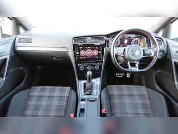 Used Volkswagen Golf 2020 for sale - 76075465: Photo 4