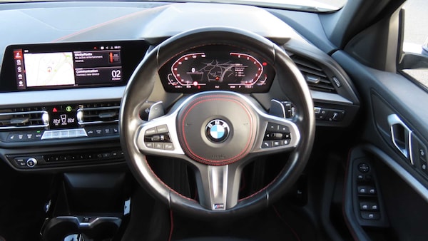 Used BMW 1 Series 2023 for sale - 76156211: Photo 5