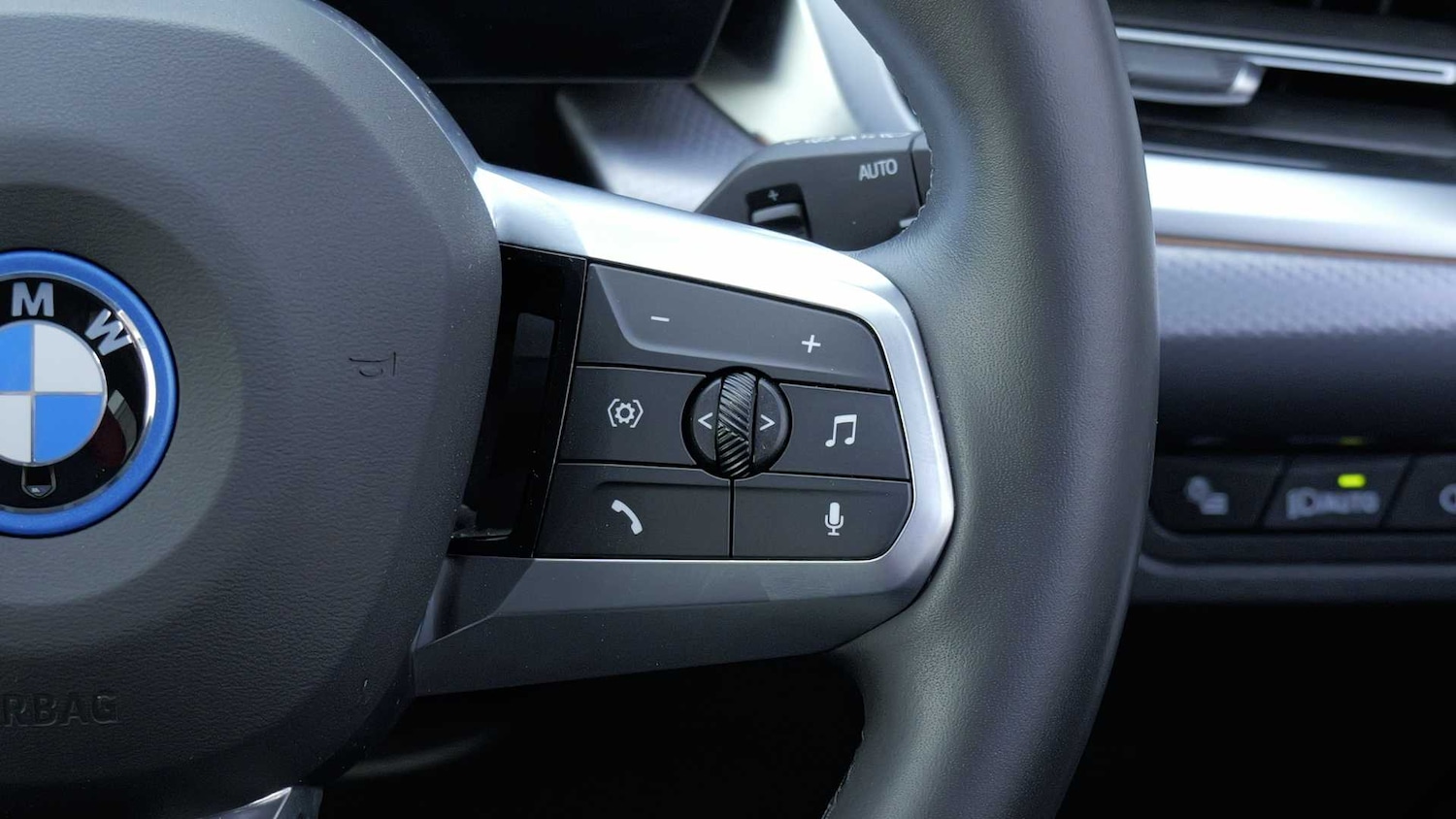 Used BMW iX1 2025 for sale - 78037891: Photo 28