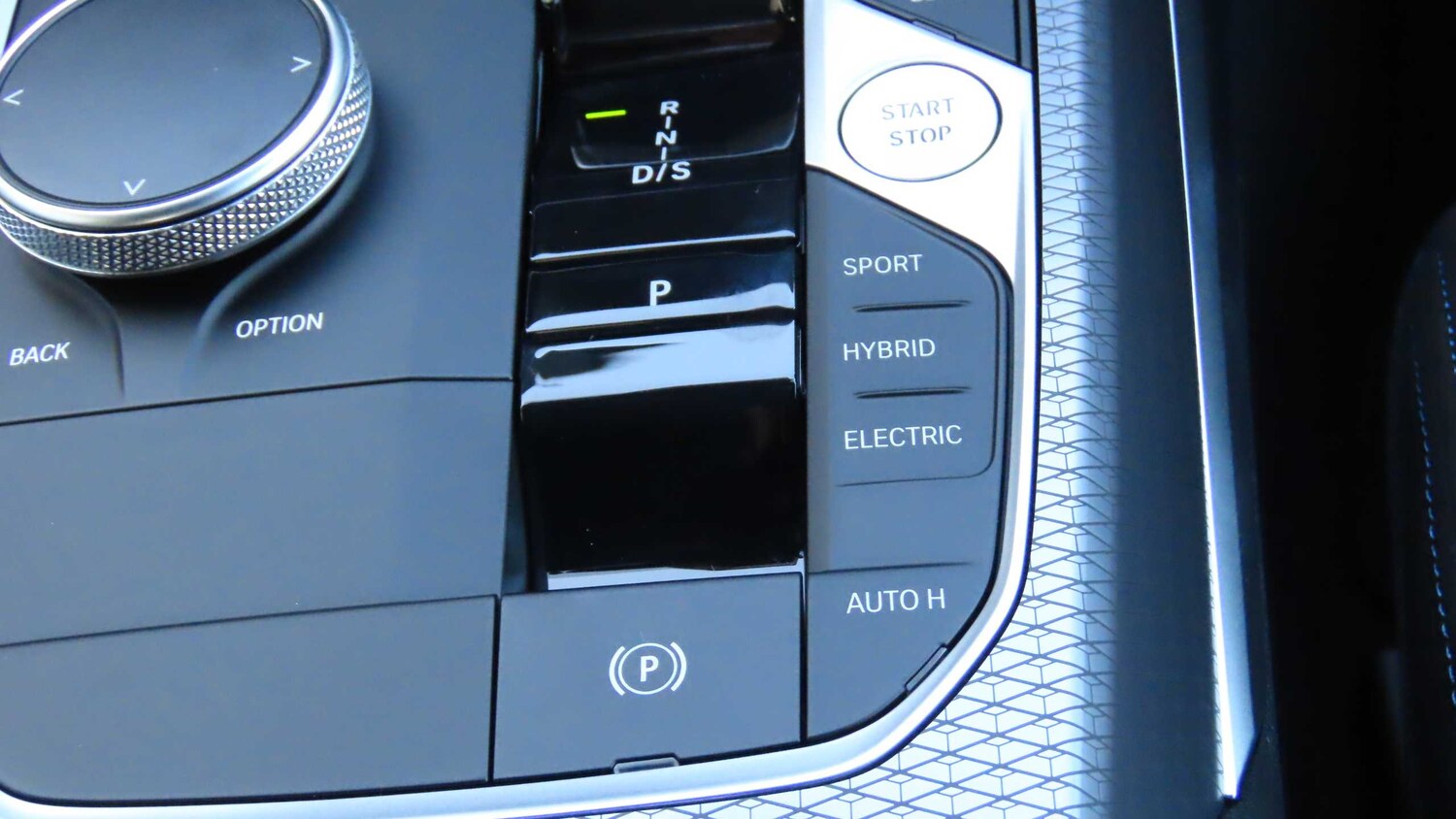 Used BMW 3 Series 2025 for sale - 76564522: Photo 32