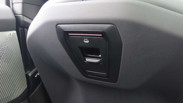Used BMW i5 2025 for sale - 76170096: Photo 28