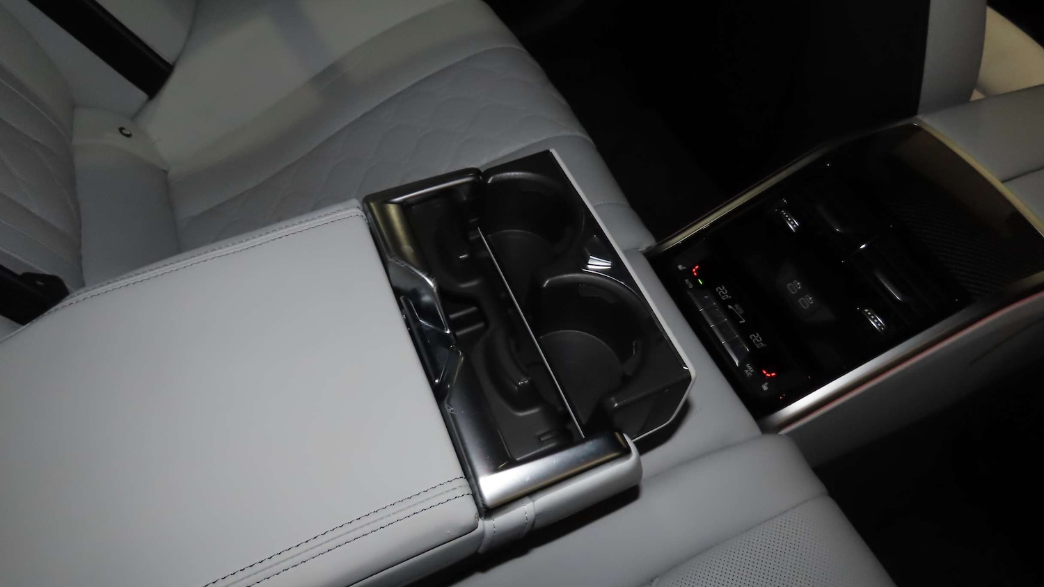 Used BMW M8 2020 for sale - 76316126: Photo 24