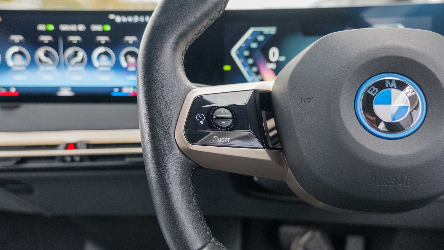 Used BMW iX 2022 for sale - 78010201: Photo 34