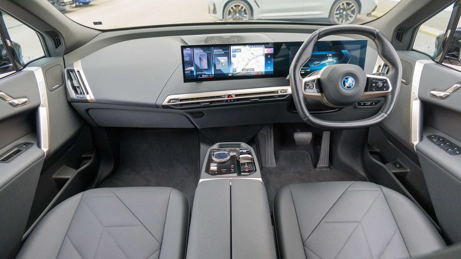 Used BMW iX 2022 for sale - 78010201: Photo 4