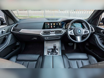 Used BMW X5 2022 for sale - 77099588: Photo